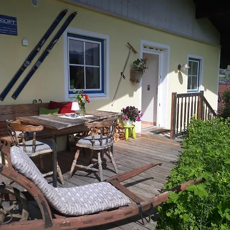 Ferienhaus Niedernsill Dağ evi Niedernsill